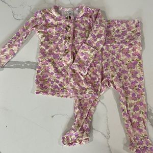 Lou Lou & Co newborn top and bottom